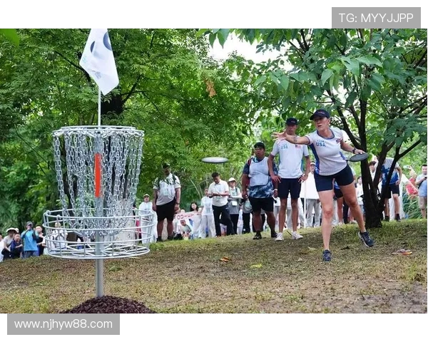 成都飞盘队在比赛中的意识表现分析与提升策略探讨