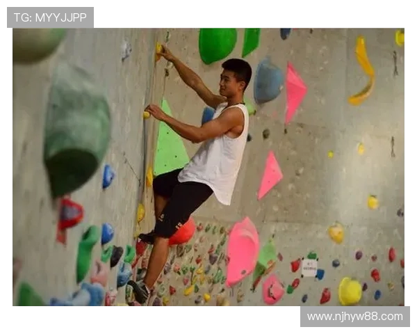 杭州攀岩队与成都攀岩队赛后复盘团队协作的精彩瞬间与经验分享